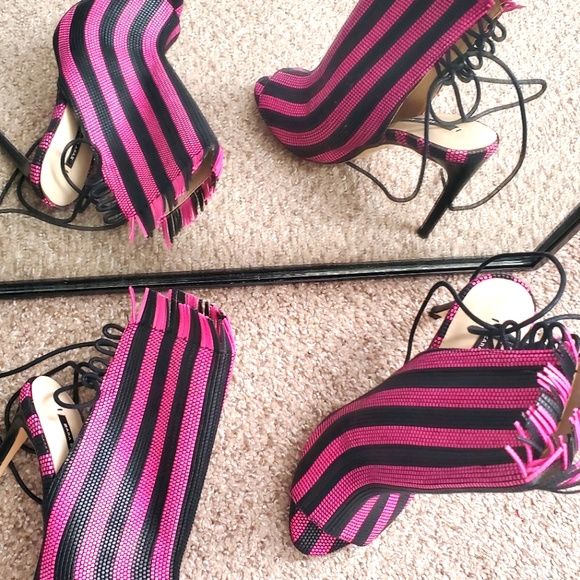 Zara sandals - Picture 3 of 3